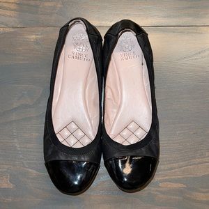 Vince Camuto Black Flats | Size 9